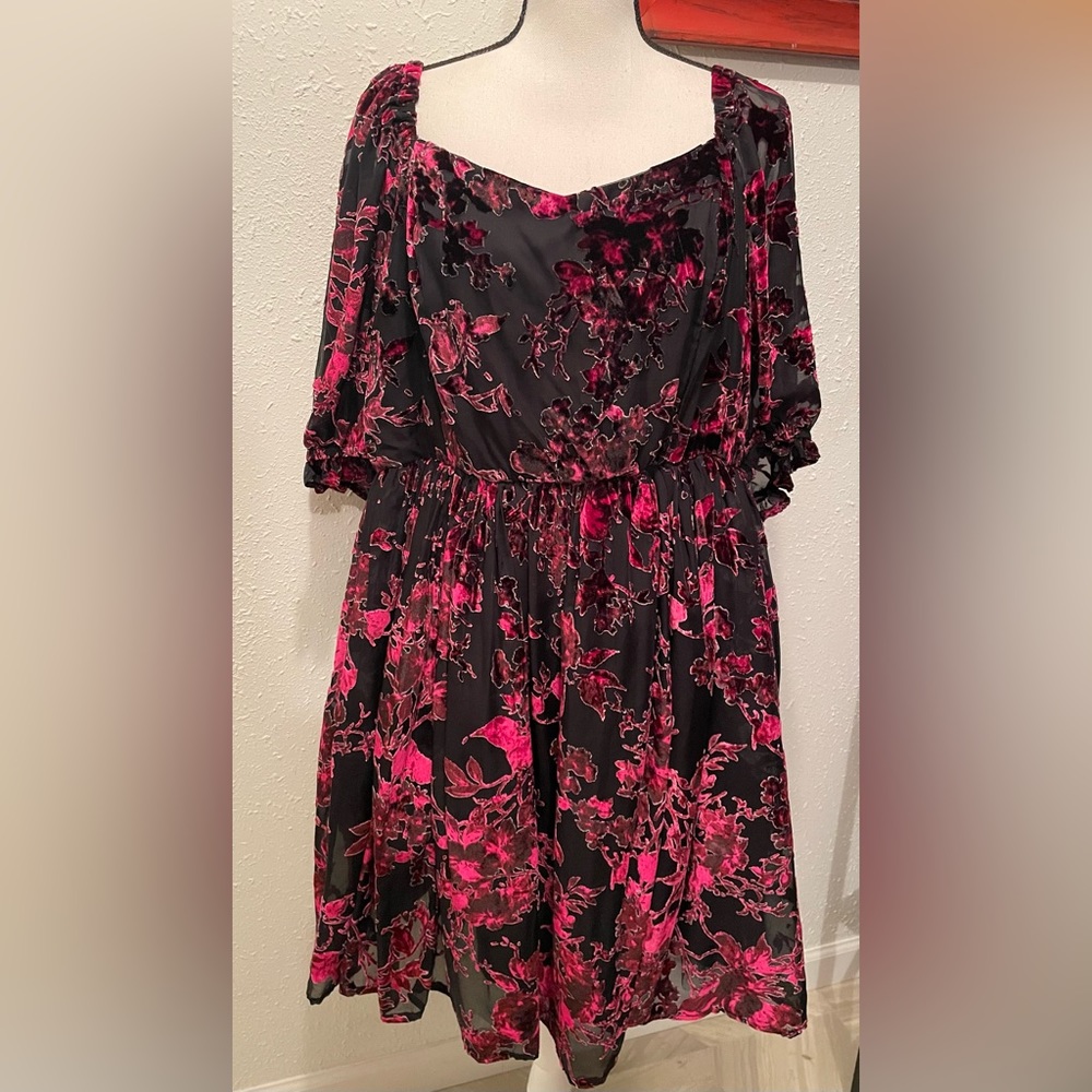 TORRID Burnout Velvet Babydoll Party Christmas Date Night Mini Dress Pink 18